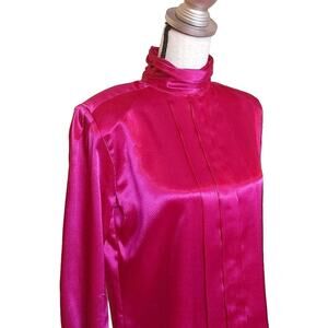 Petite Sophisticate Size 4 Vintage 80s Retro Bright Fuschia Magenta Shiny Blouse